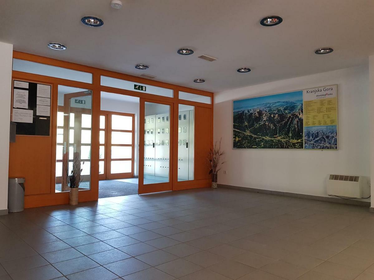 Yellow Apartma Kranjska Gora Apartment Exterior photo